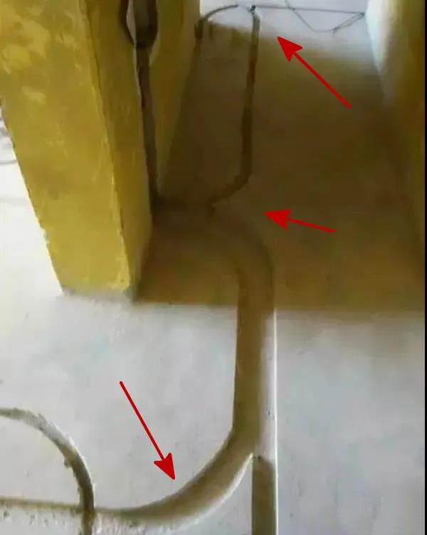 这样的活才是电工老师傅干的活,布线开槽不止横平竖直!