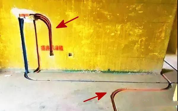这样的活才是电工老师傅干的活,布线开槽不止横平竖直!