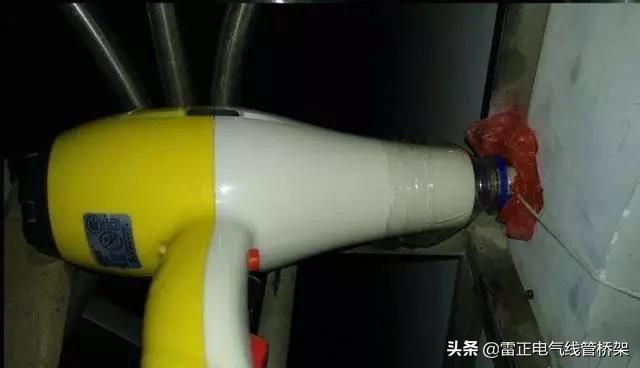 线管有三个弯，穿线器都不好使怎么办？大神一招解决