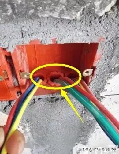 电工师傅活线工艺，隐蔽电线一抽就出来，真是太实用了