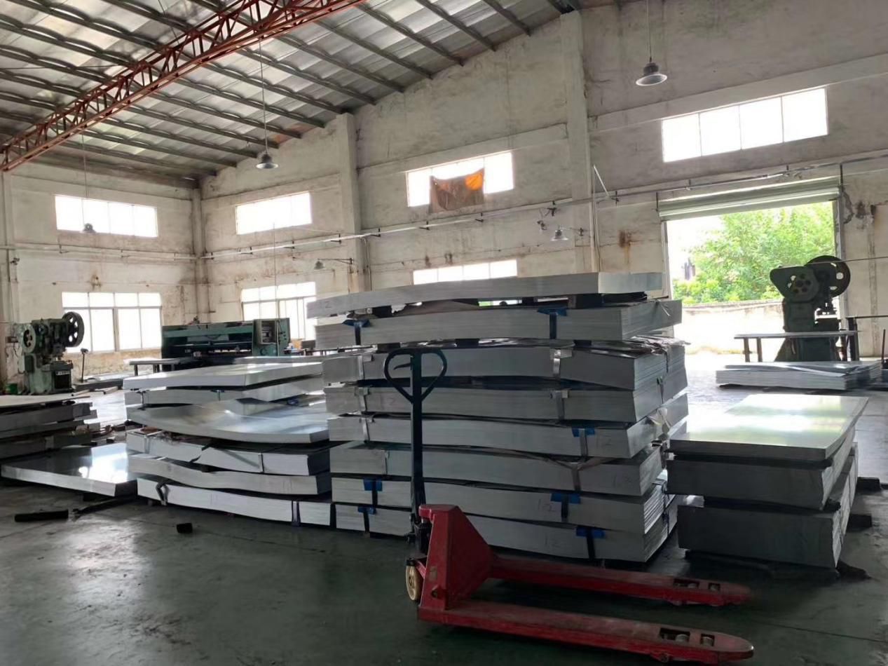 喷塑桥架图片大全