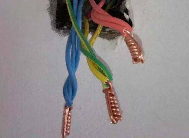 家具电路改造装修工程，下面的坑你遇上几个？