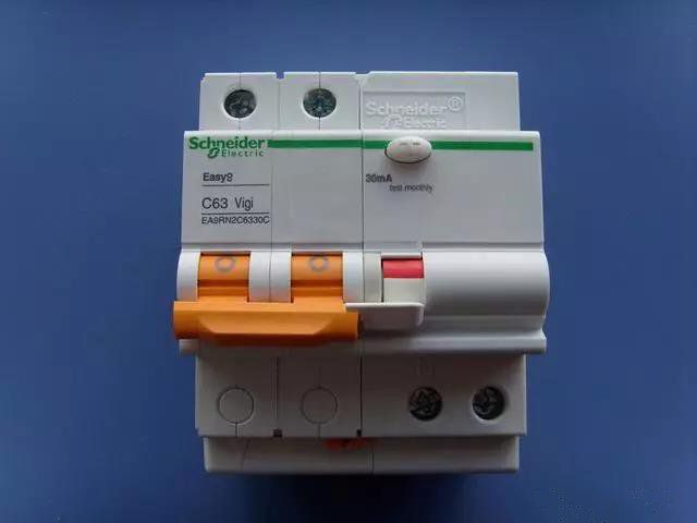 漏电开关自动跳闸很很烦恼？电工师傅一招解决！