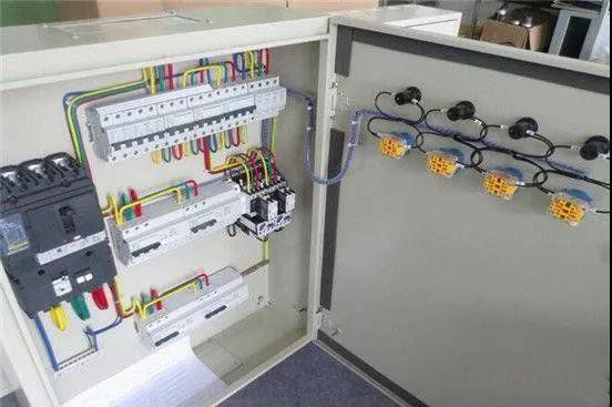 配电箱安装技术交底有哪些程序?安装配电箱时要注意什么？