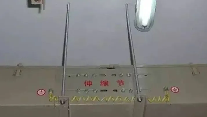 弱电工程桥架与管路标准化施工连接要求