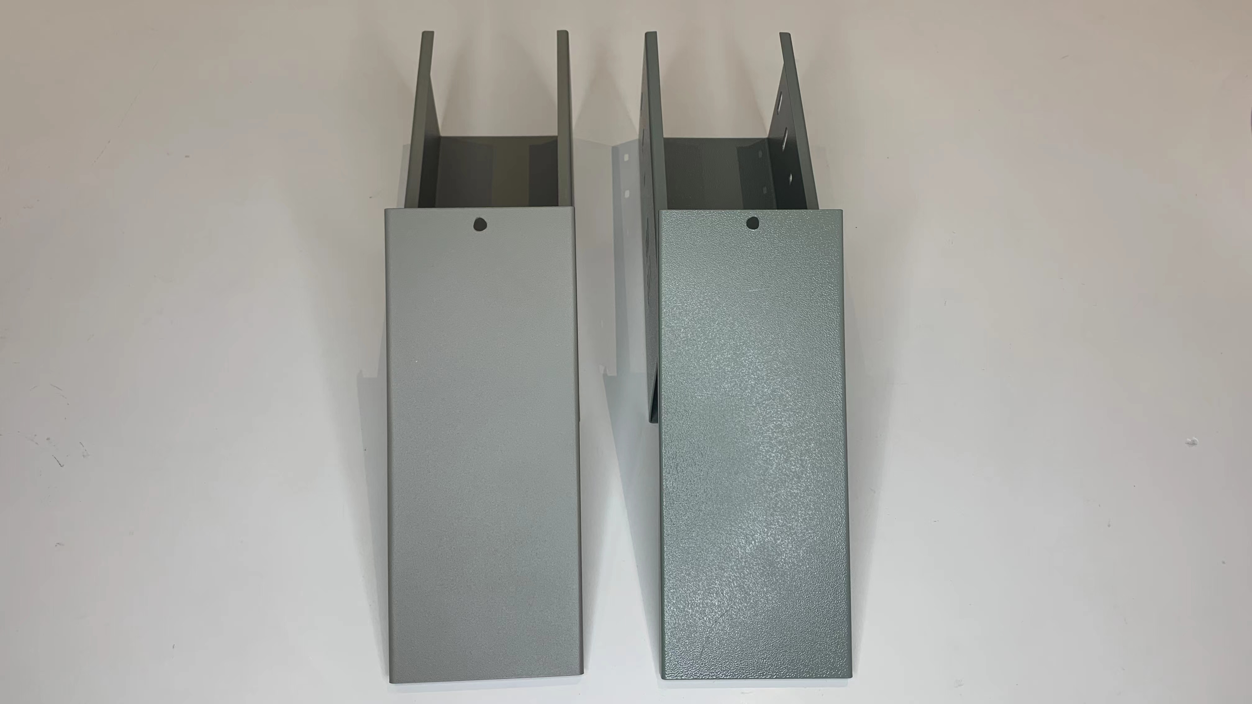 喷塑桥架和防火桥架区别