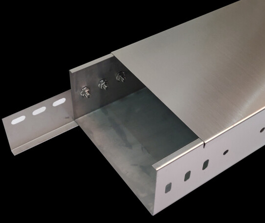 不锈钢桥架是什么材质