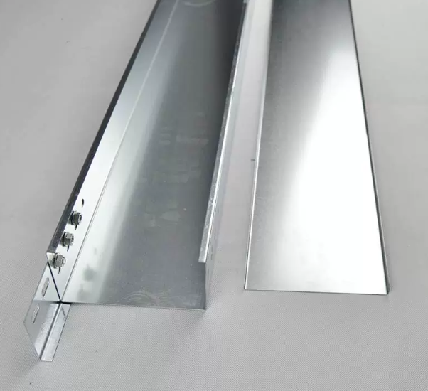 喷塑桥架和镀锌桥架哪个贵