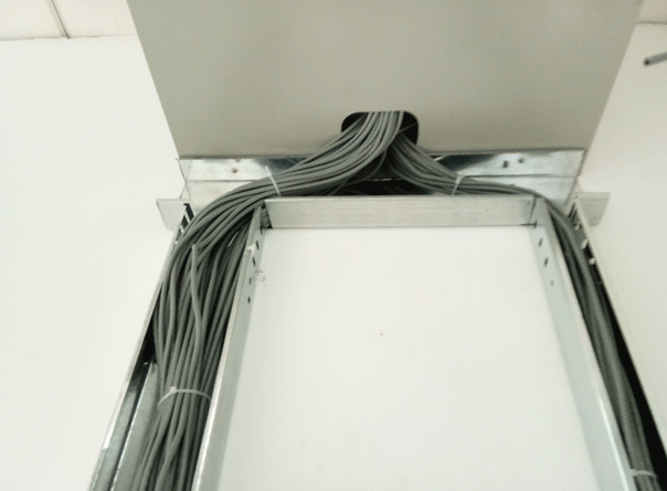 线槽里面的线可以不固定吗