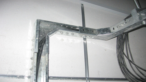 线槽生锈怎么处理