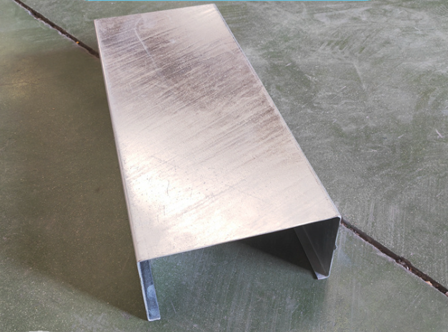 线槽和桥架的区别